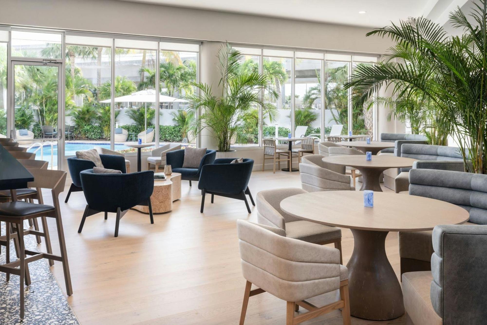 Delta Hotels By Marriott West Palm Beach Exterior photo